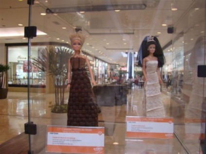 Center D realiza exposição de Barbie com moda italiana