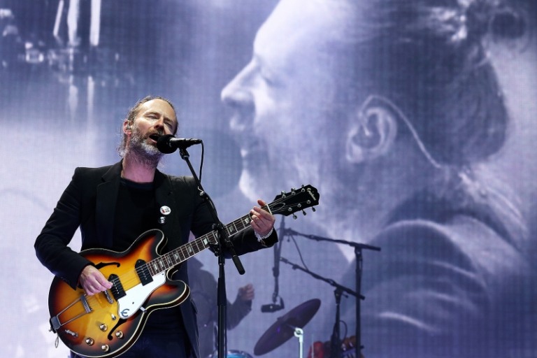 Club Social Crostini distribui produtos nos shows da banda Radiohead