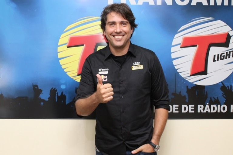 Cacá Bueno estreia "Minuto do Automobilismo" na Rádio Transamérica