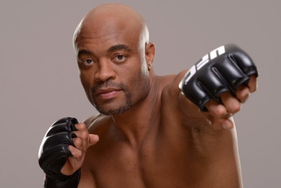 UFC anuncia volta de Anderson Silva