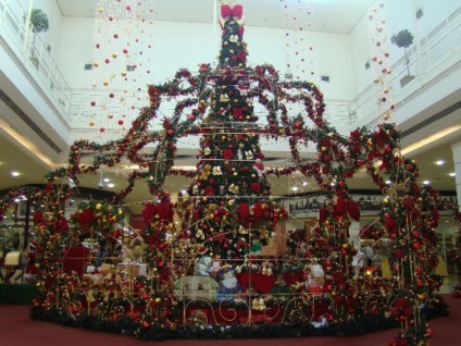 Valsa dos brinquedos no Gran Plaza