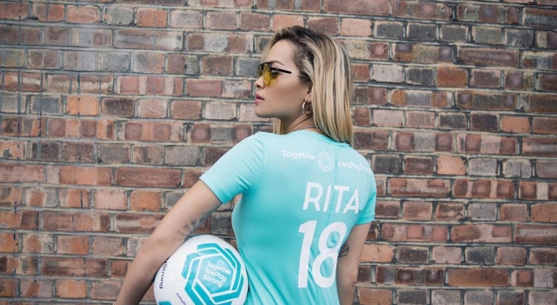 Uefa patrocina turnê da cantora Rita Ora