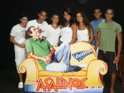 Digaí no comando da promo de Doritos e "Asalinos"