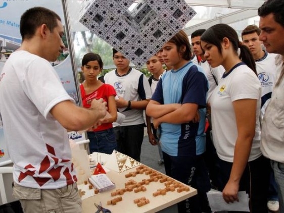 Universidade Federal do Pará realiza a Feira do Vestibular