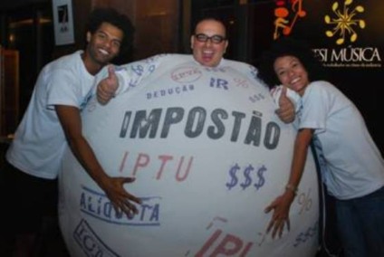 Biruta e DPZ com “Dieta do Impostão” no Rio de Janeiro Biruta e DPZ com “Dieta do Impostão” no Rio de Janeiro