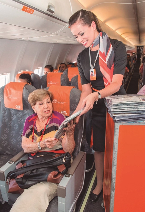 Ação da FG Empreendimentos entrega 12 mil kits a passageiros da GOL
