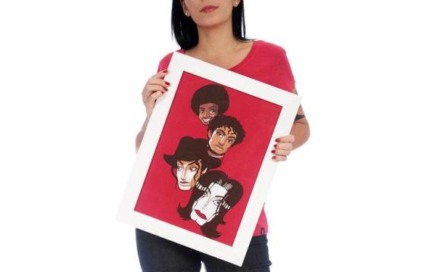 Biruta e Camiseteria transformam camisetas em arte