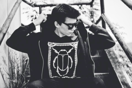 Parador Maresias recebe o DJ KVSH para Festa do Branco
