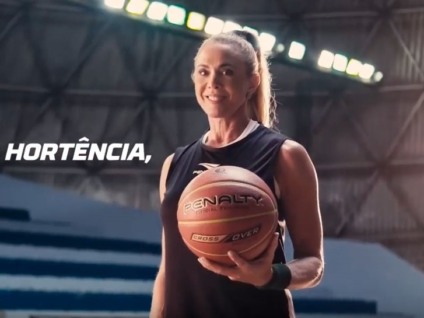 Hortência e Rudy Landucci estrelam campanha da Penalty