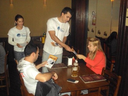 Four Play ativa vestibular da FTEC com blitz