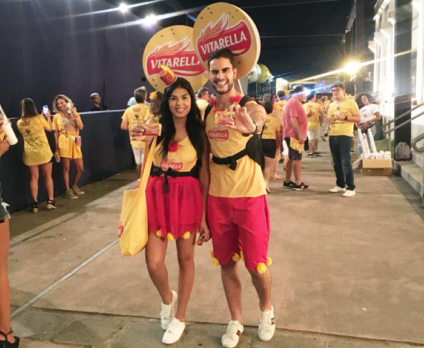 Vitarella deixa a festa dos foliões mais gostosa em Recife e Olinda Vitarella deixa a festa dos foliões mais gostosa em Recife e Olinda