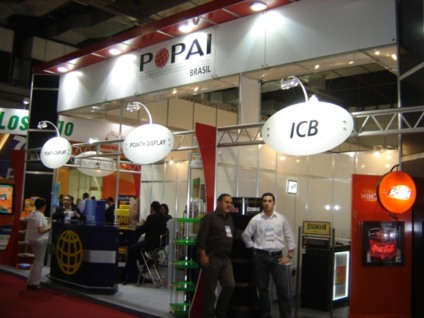 Popai Brasil promove Popai Village na Apas 2011