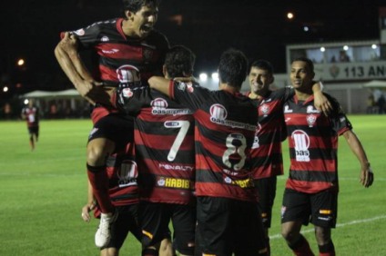 Vitória estreia seu terceiro uniforme contra o Avaí