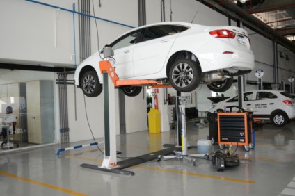 Columbia Chevrolet promove workshop de mecânica básica
