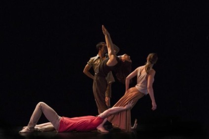 Dança em Trânsito desembarca em Curitiba