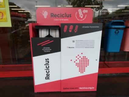 Parceria entre Makro e Reciclus promove reciclagem de lâmpadas