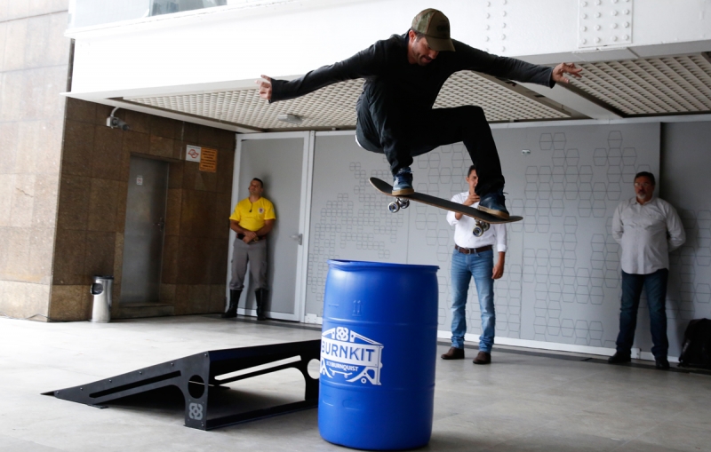 Sesi-SP e Bob Burnquist apresentam projeto de skate