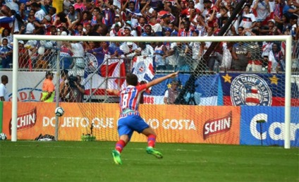 Schin apresenta o Craque da Final do jeito que o torcedor do Nordestão gosta