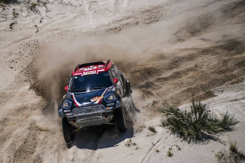 Dakar negocia volta de rali para a África