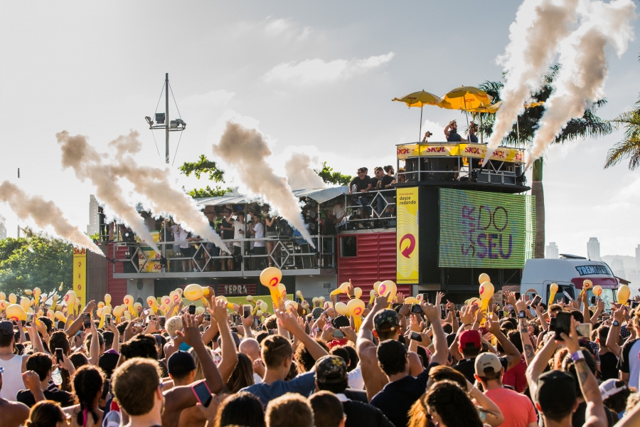 SKOL promove Carnaval Redondo em Floripa até o último dia de festa