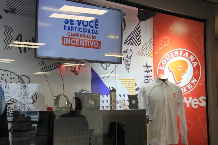 Digi cria vitrine para nova sede do Burger King Digi cria vitrine para nova sede do Burger King