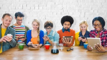 73% dos brasileiros jogam no smartphone, mostra estudo