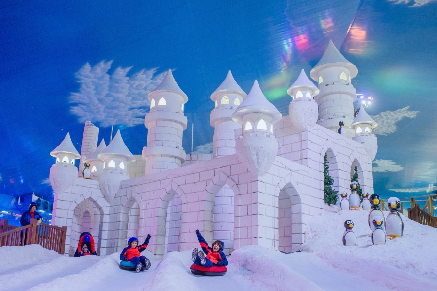 Snowland comemora três anos de operação e 1 milhão de visitantes Snowland comemora três anos de operação e 1 milhão de visitantes