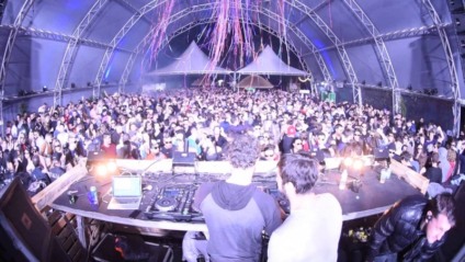 Maori Beach Club inicia temporada de verão