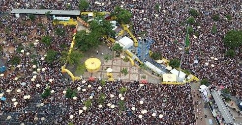 Prefeitura de São Paulo coloca seus blocos na rua