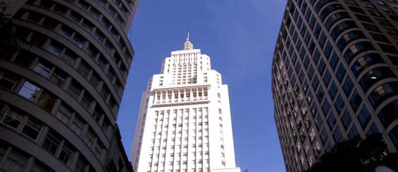 Farol Santander inaugura visita virtual pelo prédio histórico