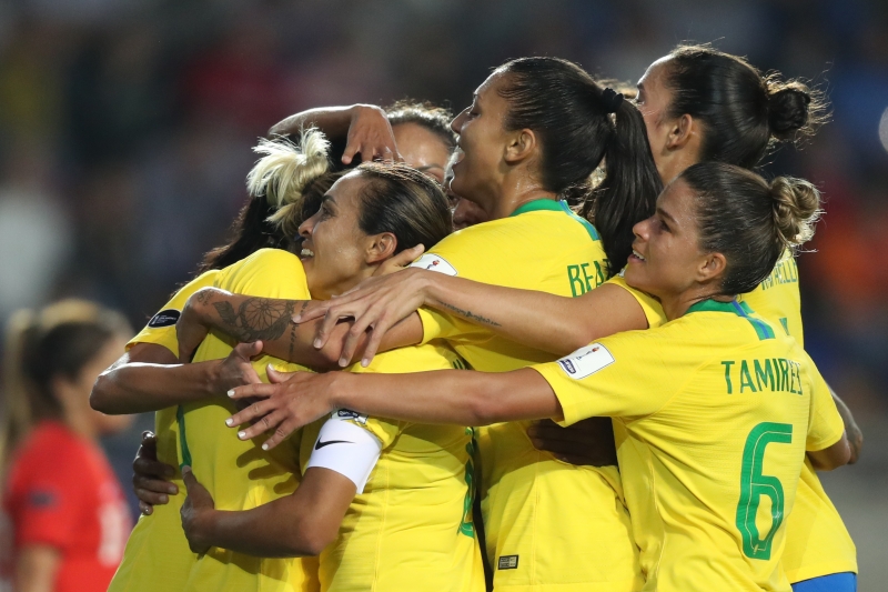 CBF, Fox Sports e Twitter incentivam o futebol feminino