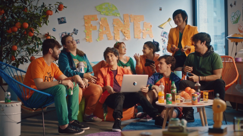 Fanta lança campanha com influenciadores