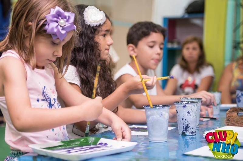 Clubinho Brinquedoteca Sustentável continua em abril no Carioca Shopping