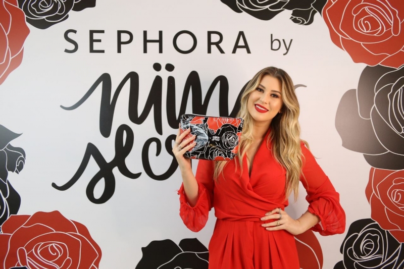 Niina Secrets recebe fãs na Sephora do Shopping Iguatemi Campinas