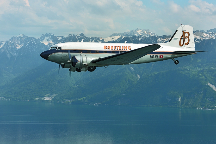 O Breitling DC-3 realiza a volta ao mundo