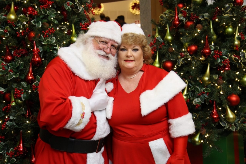 Papai Noel e Mamãe Noel já estão no Maxi Jundiaí