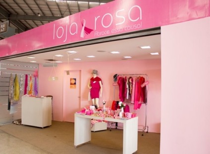 Loja Rosa comercializa itens em prol da Apcam