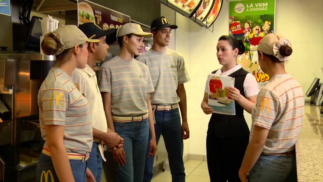 McDonald's comemora 'ano de ouro' McDonald's comemora 'ano de ouro'