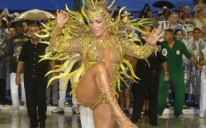 Claudia Leitte fará transmissão de vídeo 360o ao vivo de seu trio elétrico no Carnaval de Salvador