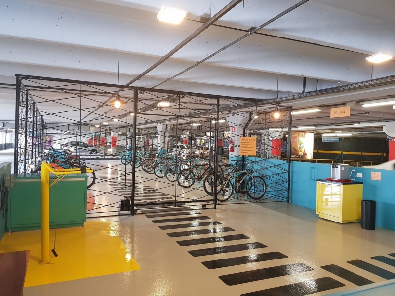 Maior bicicletário dentro de um shopping é inaugurado em Curitiba