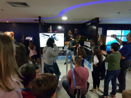 Warner Ativa Liga da Justiça com VR no Parque Maia Shopping