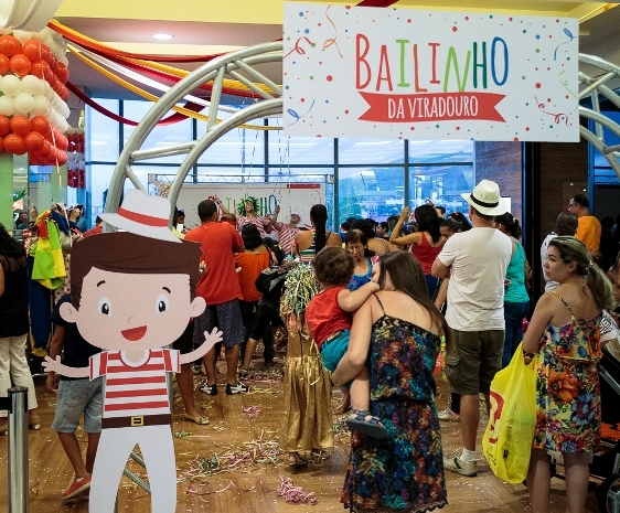 Plaza Niterói promove o Bailinho da Viradouro