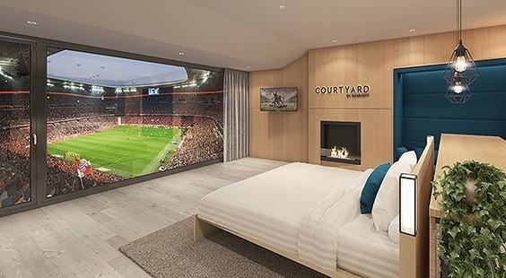 Marriot leva quarto para dentro do Allianz Arena