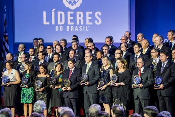 Prêmio Líderes do Brasil reconhece o empoderamento feminino