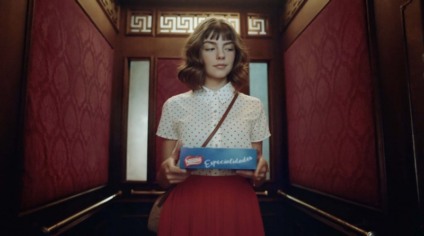 A magia do Natal está no ar com o elevador da Nestlé