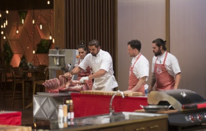 Cozinheiros do "MasterChef Profissionais" recebem novo desafio