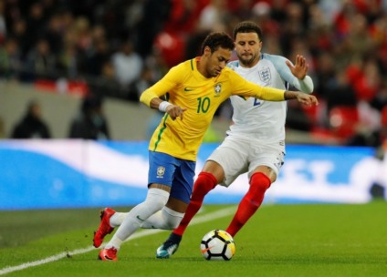 CBF prepara ações de marketing para lançar novos uniformes da Seleção