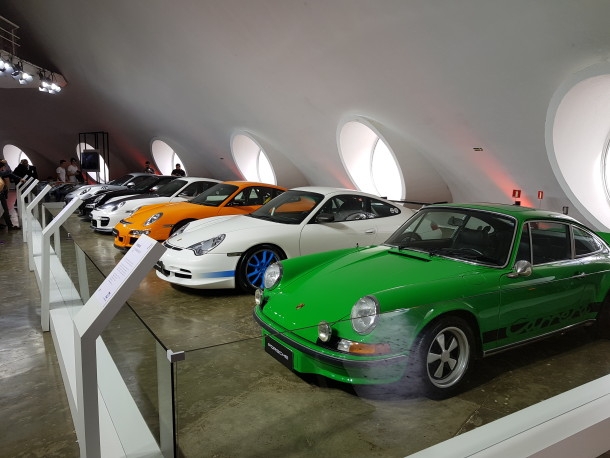 Netza arma exposição para Porsche no Ibirapuera