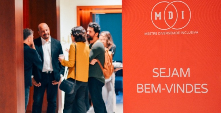 Capacitação em diversidade agora no formato EAD