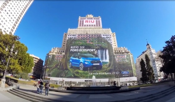 É da Ford o maior outdoor do mundo